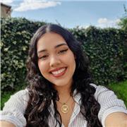 Polyglotte vous offre l'opportunité de se former en ligne avec une hispanophone native pour atteindre son potentiel maximale.